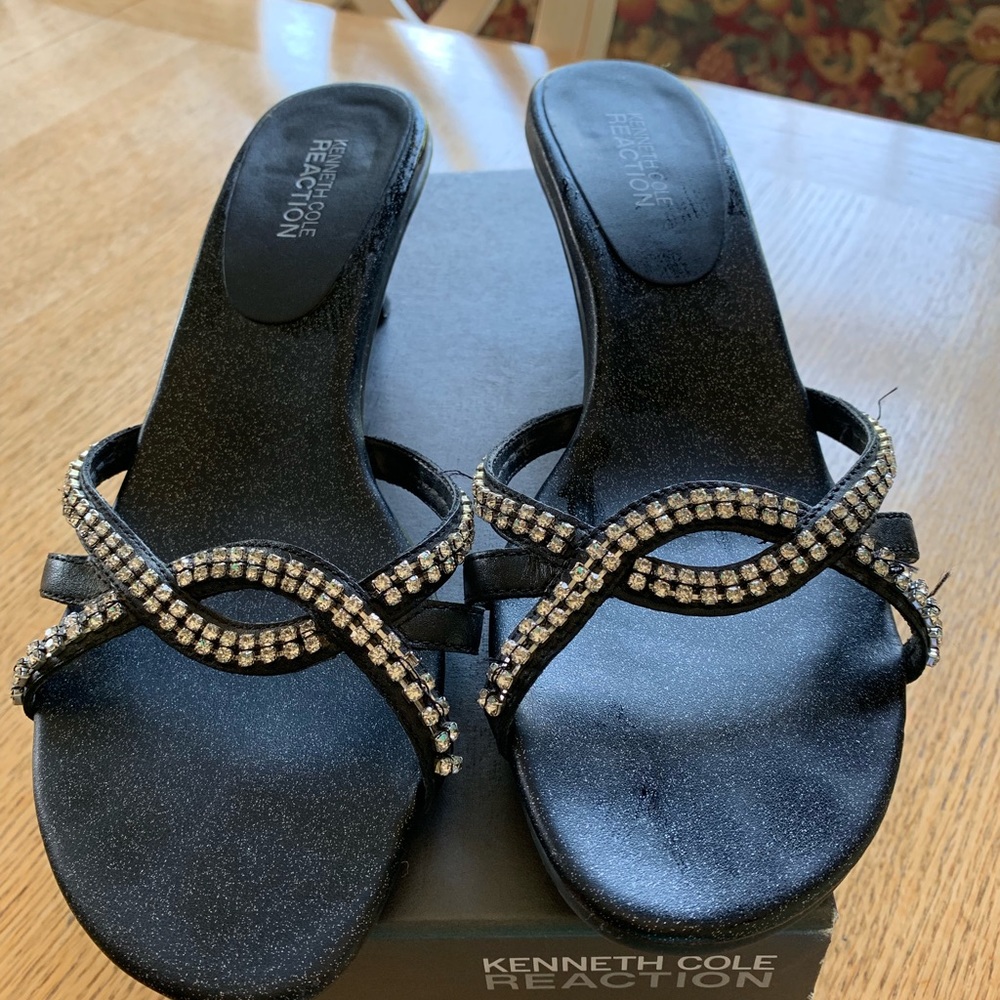 Kenneth Cole Sandals